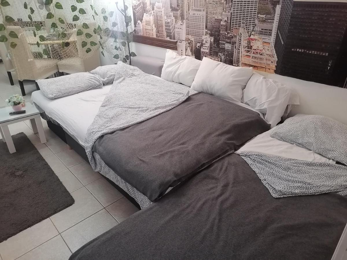 Low Cost Apartment Belgrad Exteriör bild